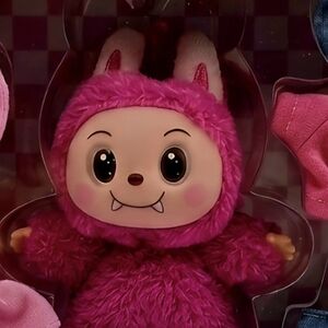 Cutesters Plush Keychain Accessorize Set NEW